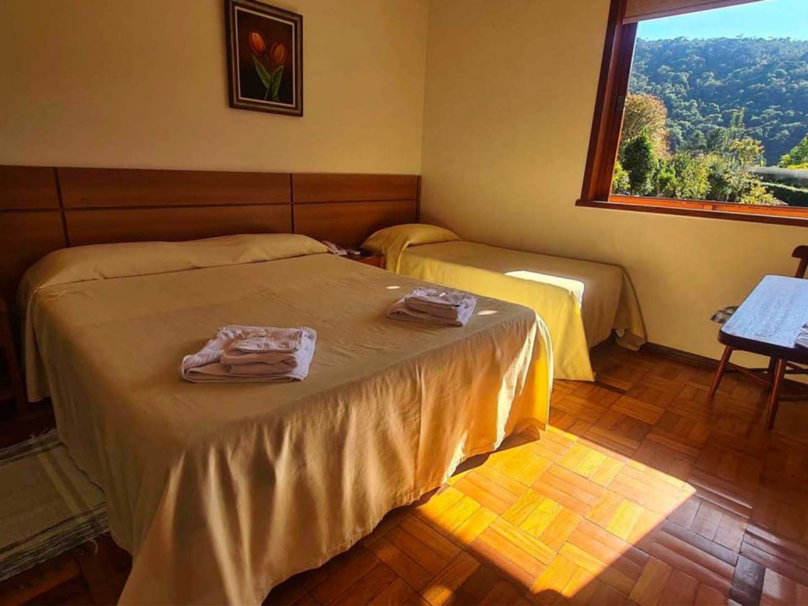 Teresópolis – Pousada – Feriado da Pascoa – Suíte Tripla – Duas Noites.